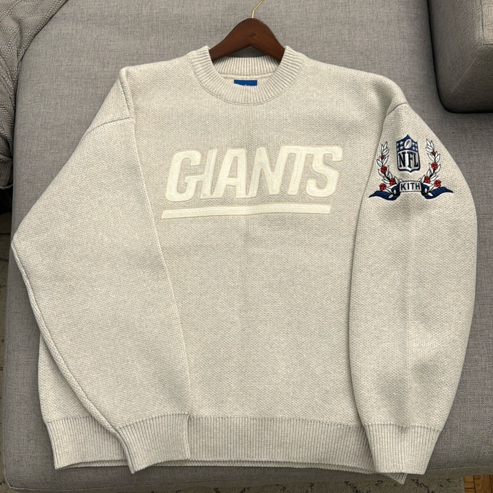 Kith X Giants [NEW] beige knit woven men’s sweater (medium)
